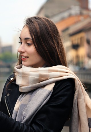 girl taking a selfie on Navigli