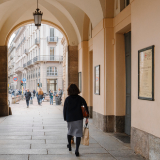 Pink Milano: Alda Merini. The poetess of navigli born on the first day of  spring YesMilano